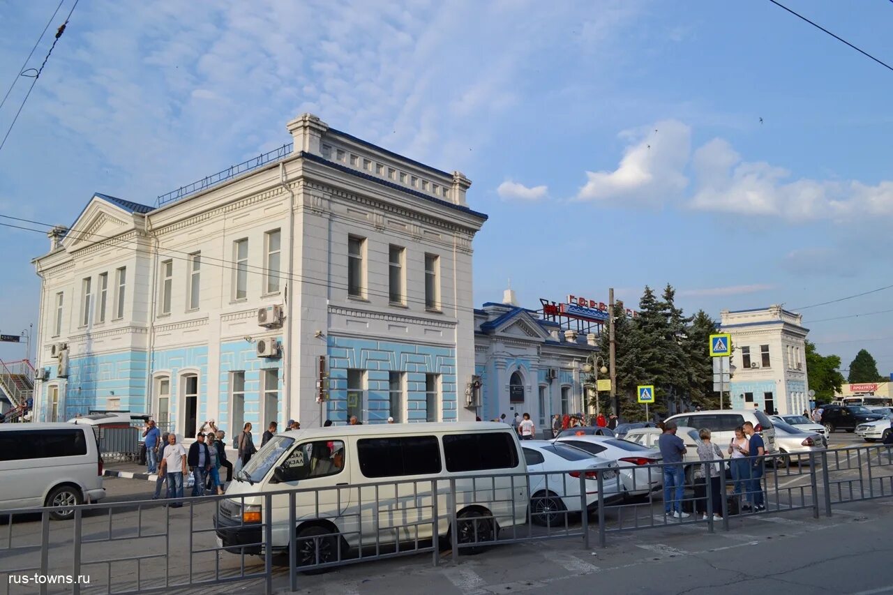 Жд новороссийск телефон. Железнодорожный вокзал Новороссийск. ЖД вокзал Новороссийск. Вокзал Новороссийск 2023 ЖД. Дж вокзал г. Новороссийск.