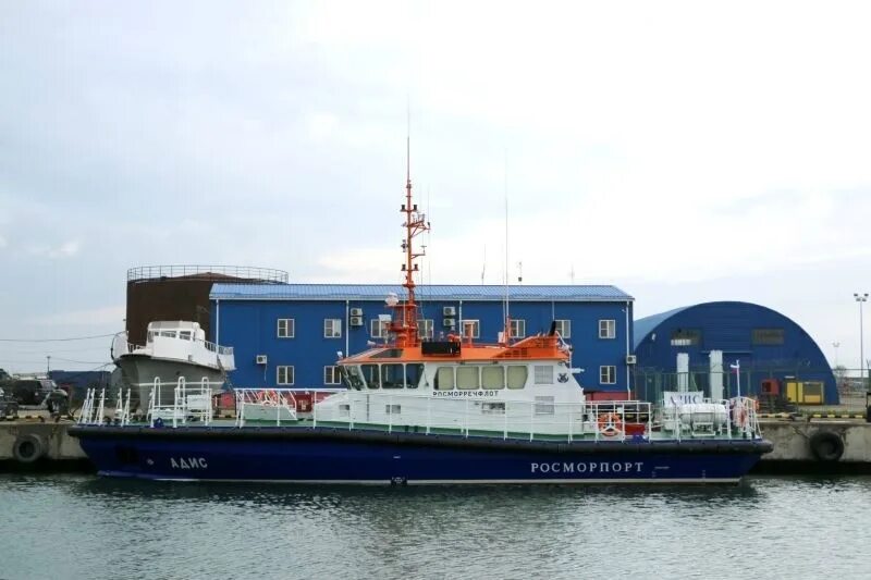 Ледоколы росморпорта архангельск. Ледоколы росморпорта архангельск. Росморпорт архангельск. Ледокол диксон. Росморпорт новороссийск.