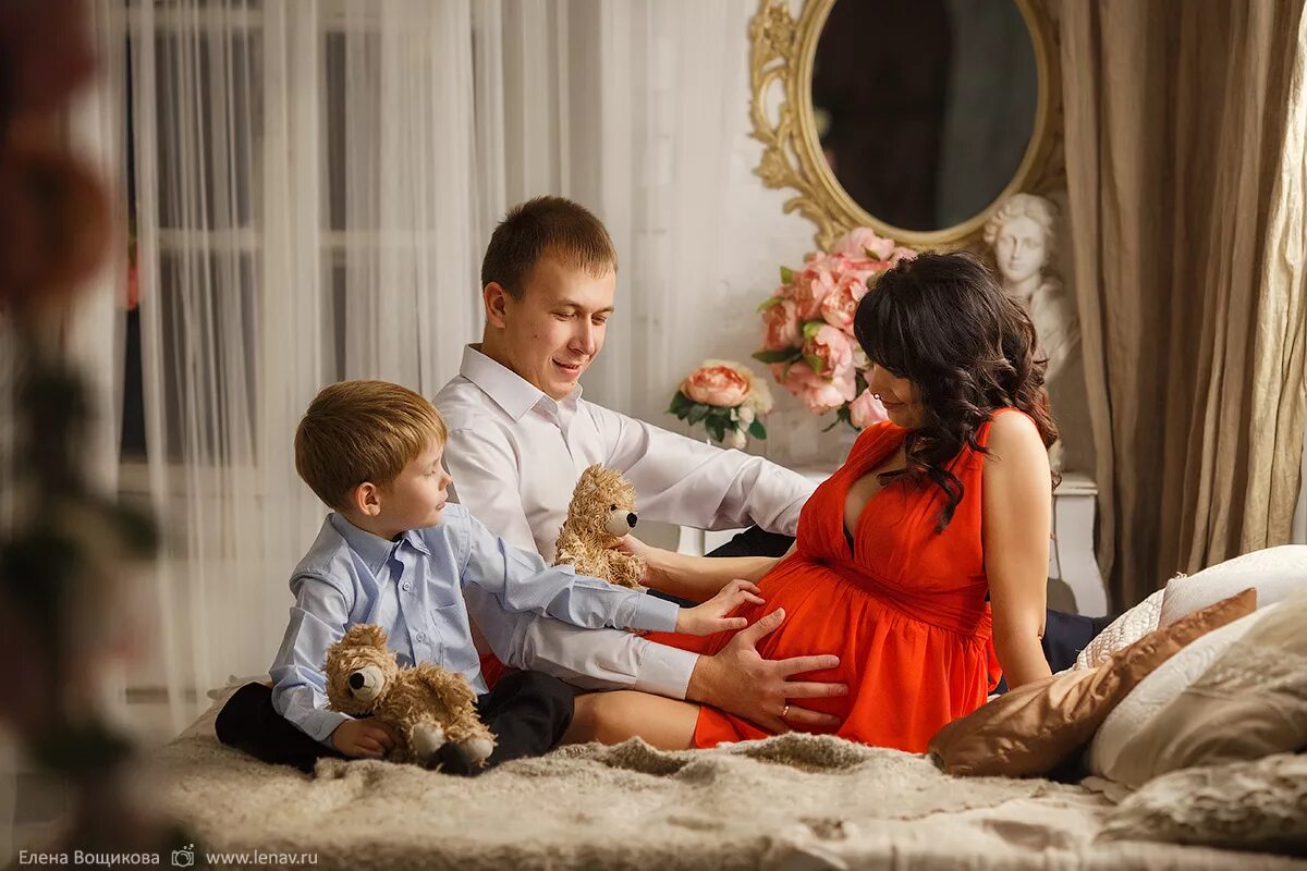 ребенок в семье. ожидает второго ребенка. беременность ребенок. второй ребенок. жду второго ребенка.