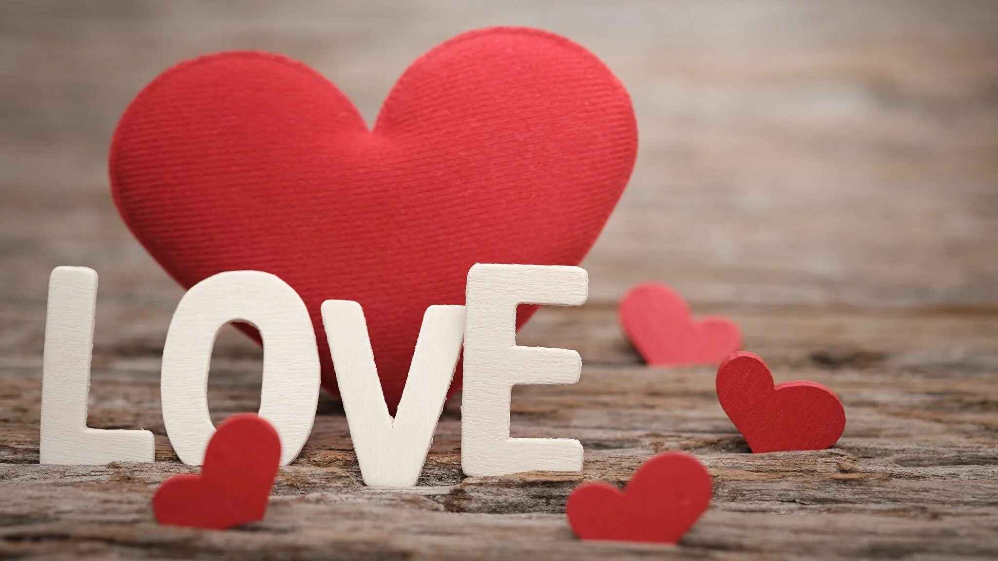 Лучшие картинки love. Обои любовь. Лучшие картинки love. Надпись love. Сердечки на рабочий стол.