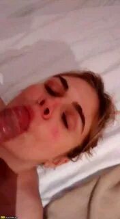 Slideshow blue face leaked sex tape.