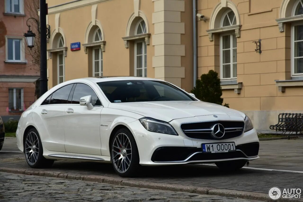 Цлс 63 лошадиные силы. Mercedes benz cls 63 amg. мерседес банан cls 63 amg 2015. mercedes-benz cls 63 amg s c218. мерседес цлс 63 амг.