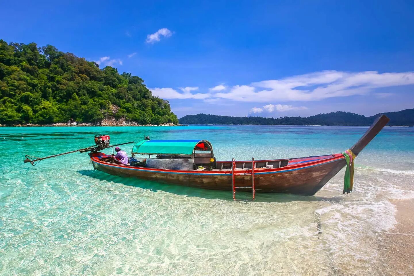 Ко Чанг Таиланд. Koh Lipe Таиланд. Лодки в Тайланде. Пхукет лодка.