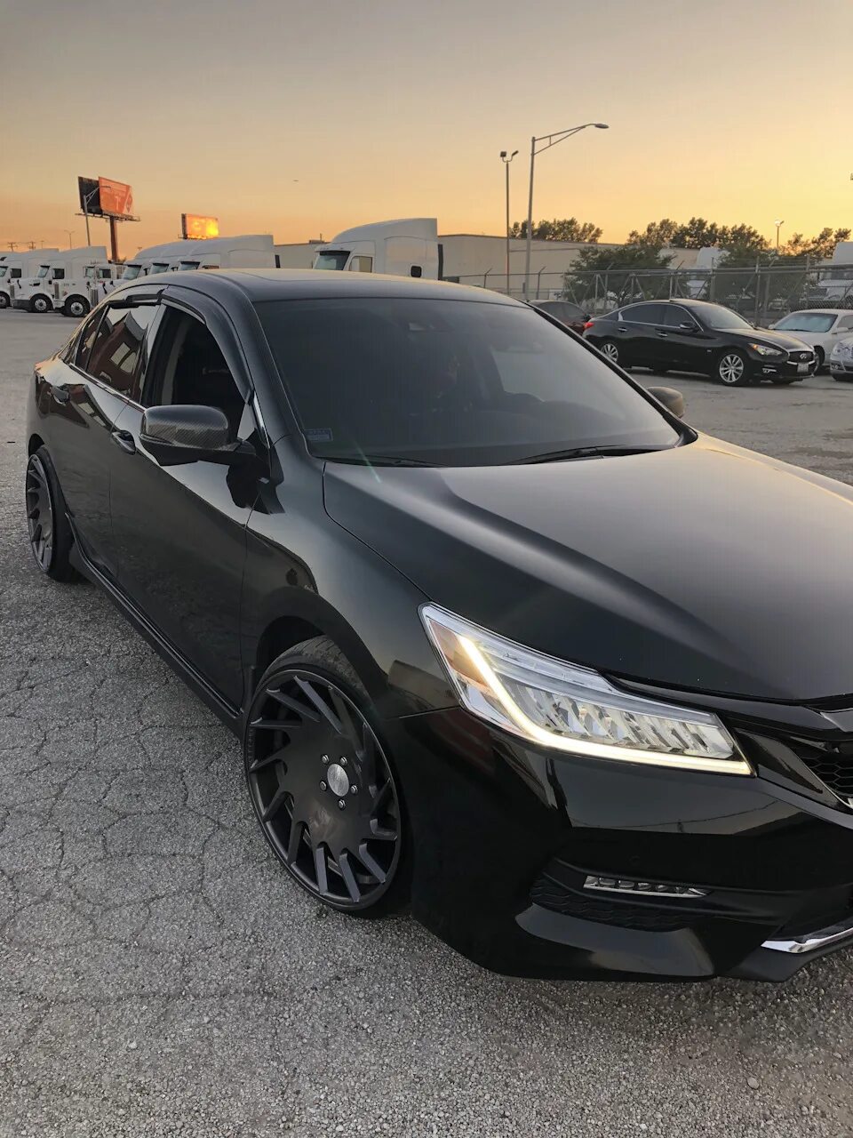 Как выглядит машина аккорд Картинки по запросу 2015 accord coupe v6 slammed Honda, Honda civic, Honda accor