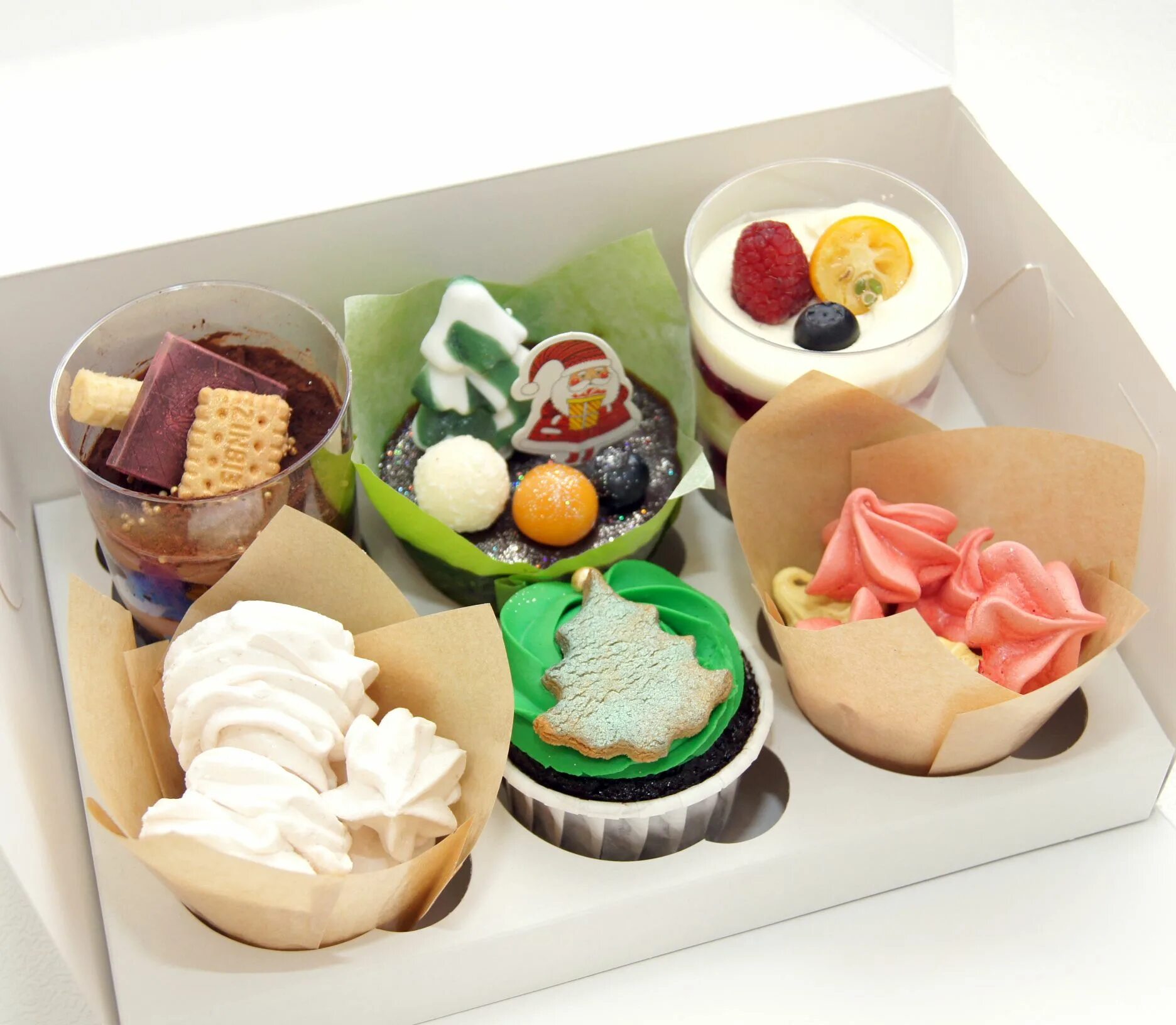 Наборы десертов. Набор десертов. Наборы десертов. Набор пирожных карат плюс питерский. Napoleon cake кондитерская.