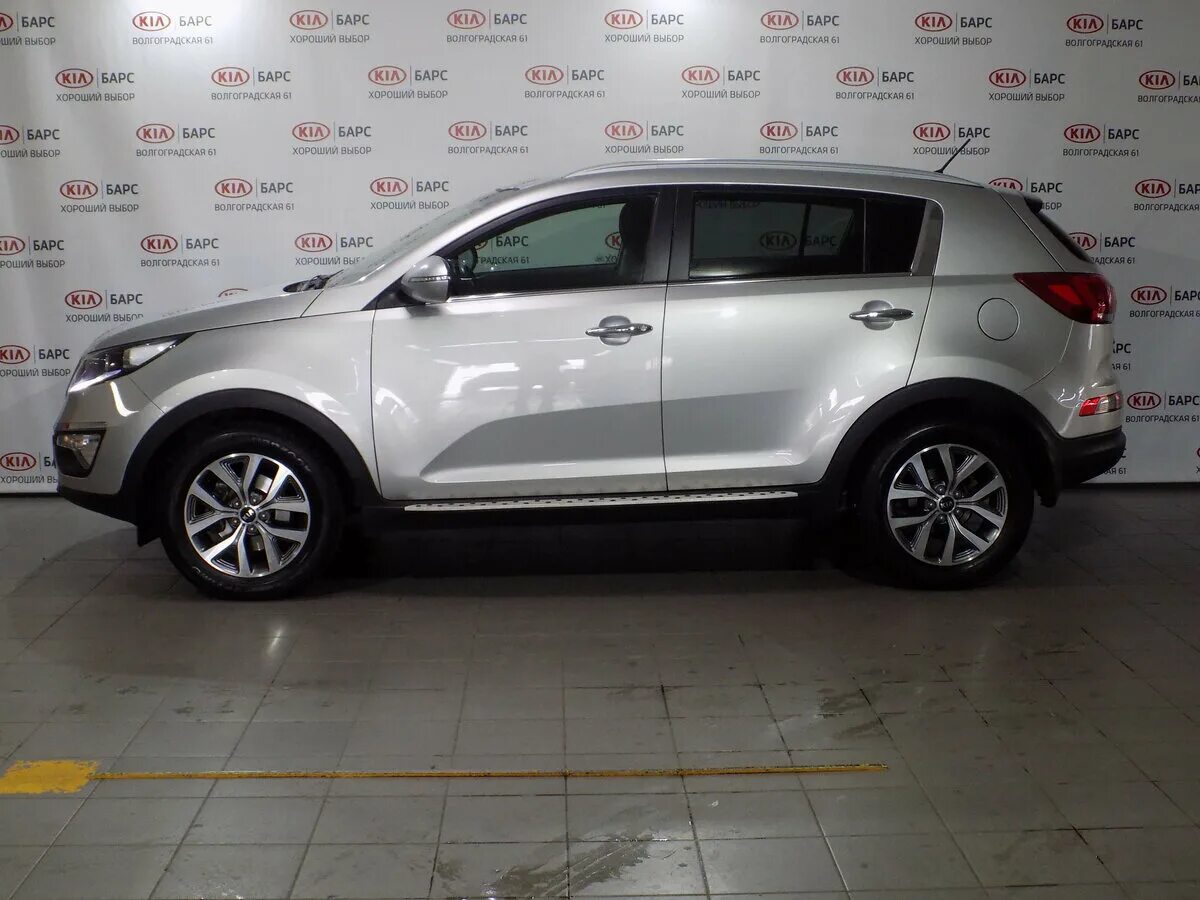 Купить кия тула. 235 65 17 Киа Спортейдж 3. 235/60 Киа Спортейдж-3. Kia Sportage 2024. Кия Спортейдж 2022.