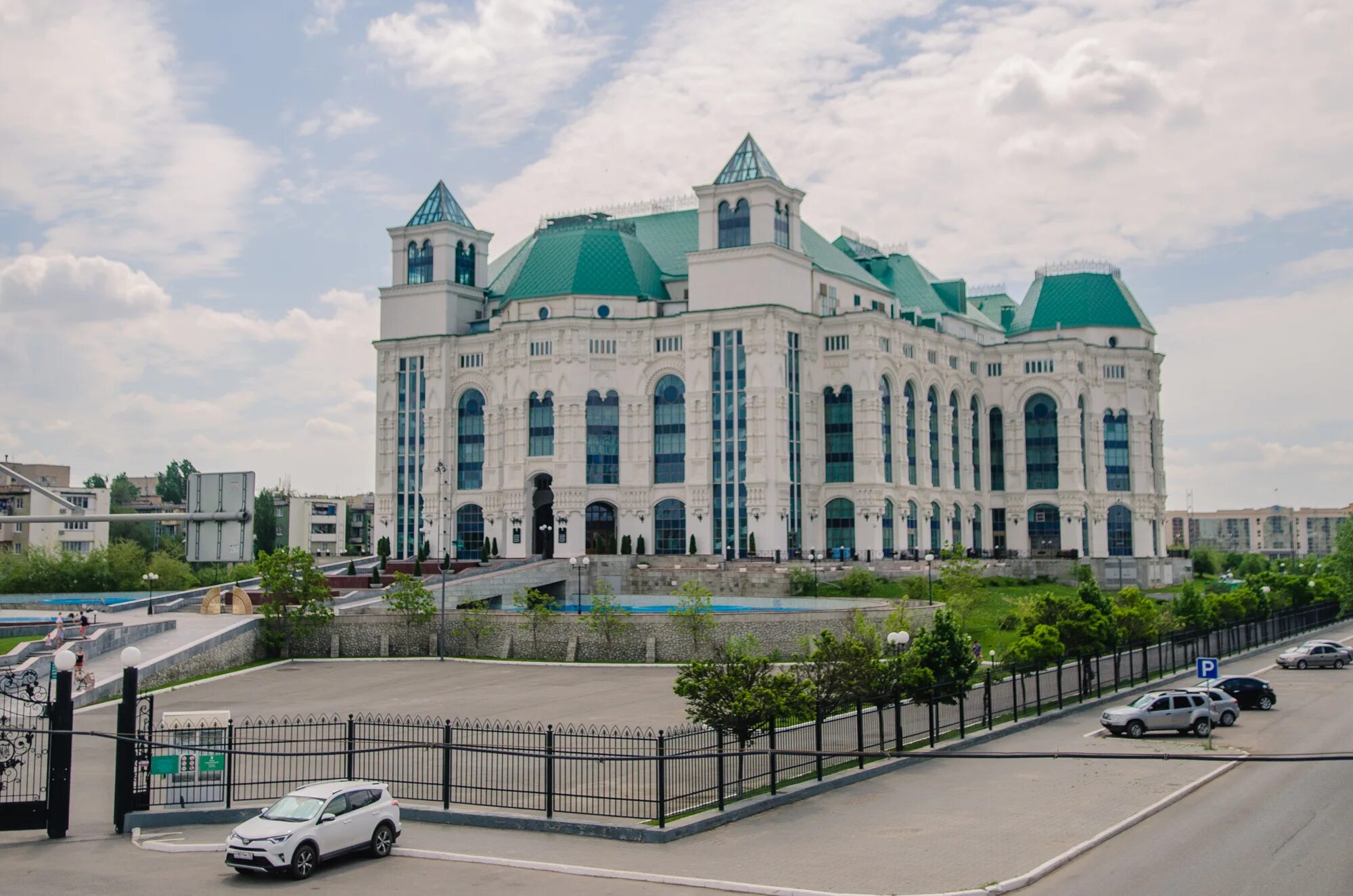 Астраханский театр
