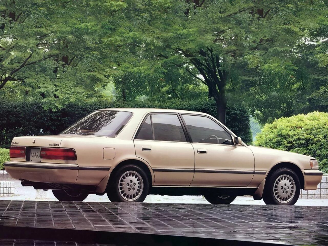 Mark ii характеристики. Toyota Mark II 1988. Toyota Mark II vi (x80). Toyota Mark II 1988 - 1992.