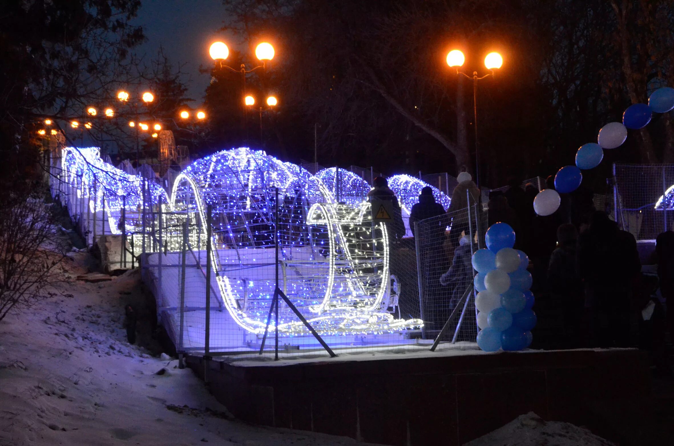 верхний парк липецк. новогодний липецк 2022. куда пойти классом в липецке. парк победы липецк. куда пойти классом в липецке.