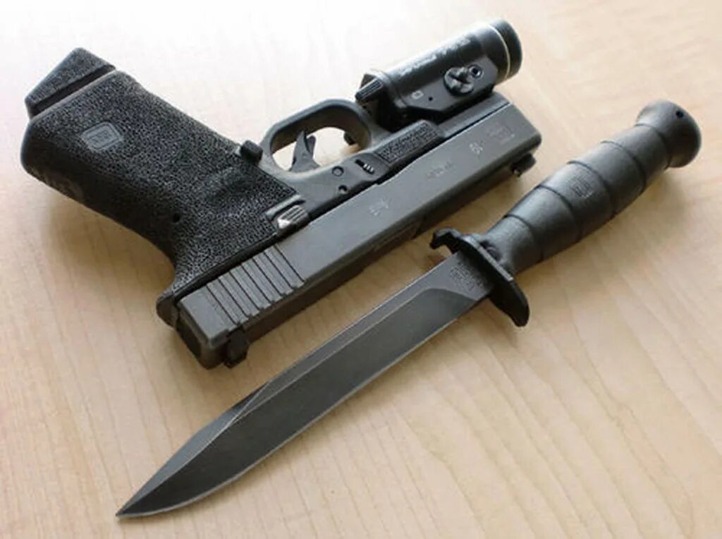 Glock 81. Нож glock 78. глок 81. боевой нож глок 78. нож глок 17.