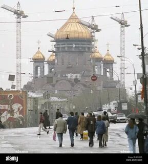 В каком году восстановили храм христа