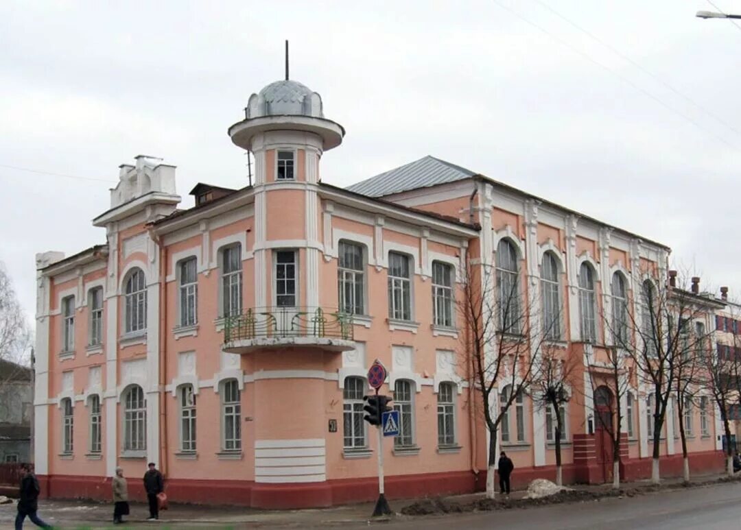 Клинцы 9. Женская гимназия клинцы. клинцы архитектура города. здание бывшей женской гимназии клинцы. клинцы памятники архитектуры.
