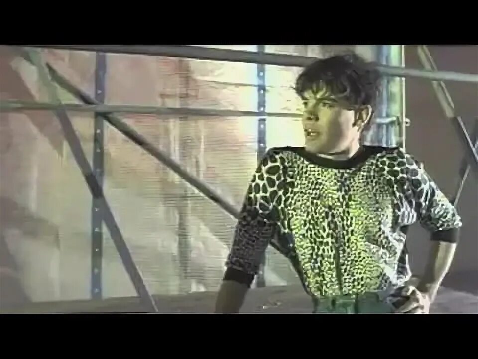 Big in japan от alphaville. Биг джапан клип. Биг джапан клип. Big in japan (феномен). Актриса из клипа альфавиль.
