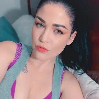 kinkykittenheather - @definitelynotchippy TikTok Analizleri Profil, videolar ve 