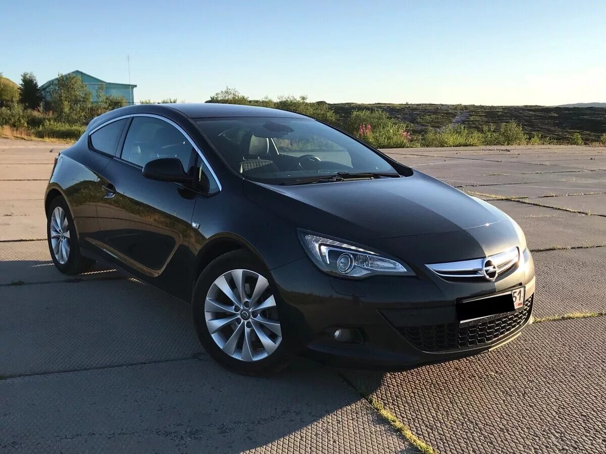 Opel astra черный. Opel Astra GTC 2012. Opel Astra j GTC 2012. Opel Astra GTC 2012 черная. Opel Astra GTC 2012 купе.