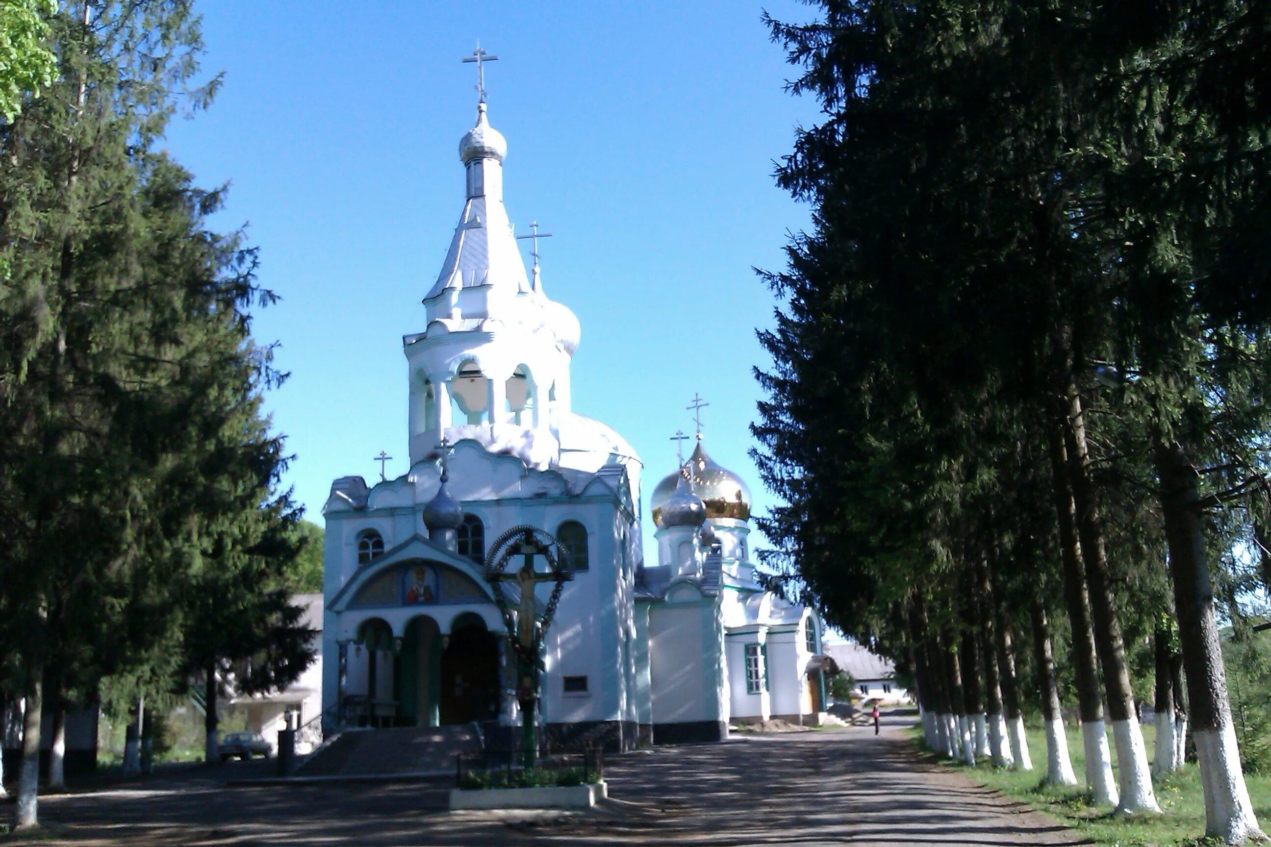 Николаевский Карповтлашский монастырь. Церкви Закарпатья. Монастыри Закарпатья.