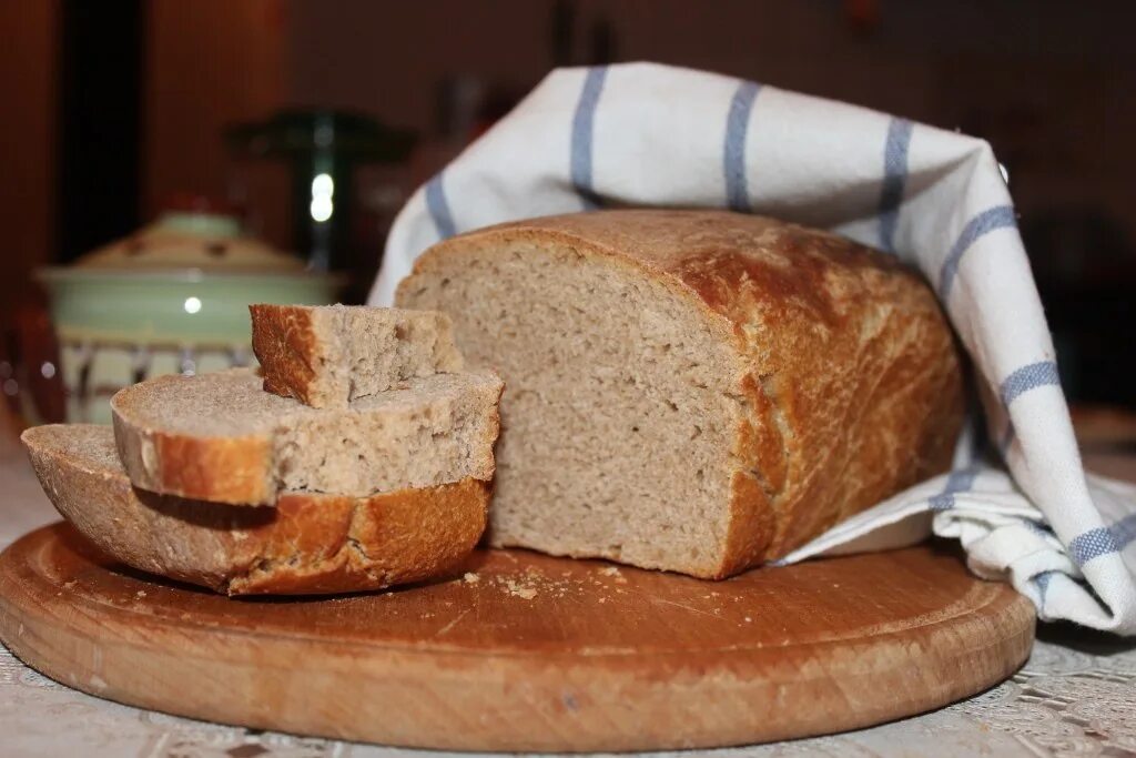 Рецепт домашнего постного хлеба. Православный хлеб. Постный хлеб. Хлеб Трапеза. Монастырский постный хлеб.
