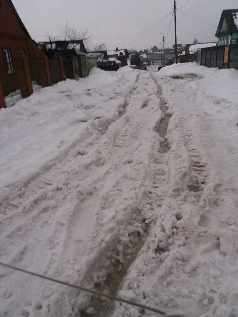 Тракторный проезд. 2ой проезд Бийск. Кайгородово, ул. Федоровская. Снег растаял пора делать дорогу. Второй тракторный проезд.