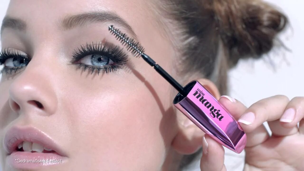 Me la van a maskar. тушь для ресниц без фона. короткометражный фильм комедия о копе. Dan is a man and he has a van. Me la van a maskar.