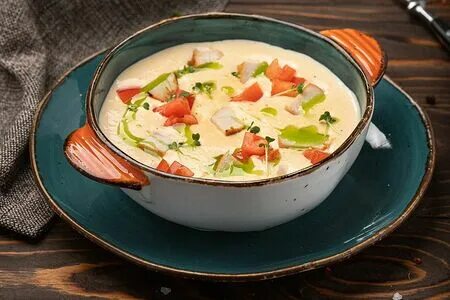 Суп с копченой грудкой и сыром