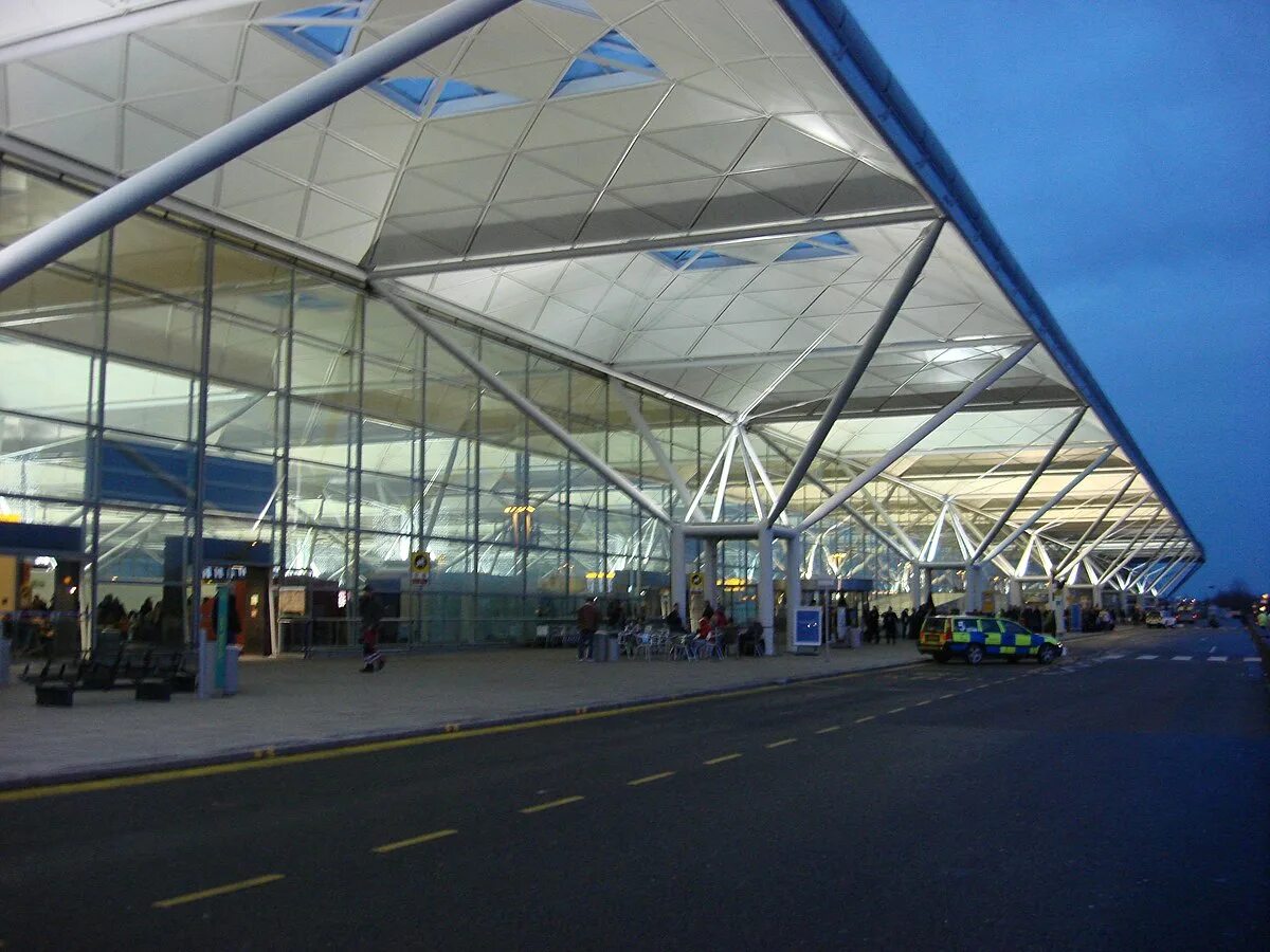 Аэропорт Станстед Лондон. STN London аэропорт. Станстед Airport (London, England) STN. Аэропорт Станстед Лондон фото.