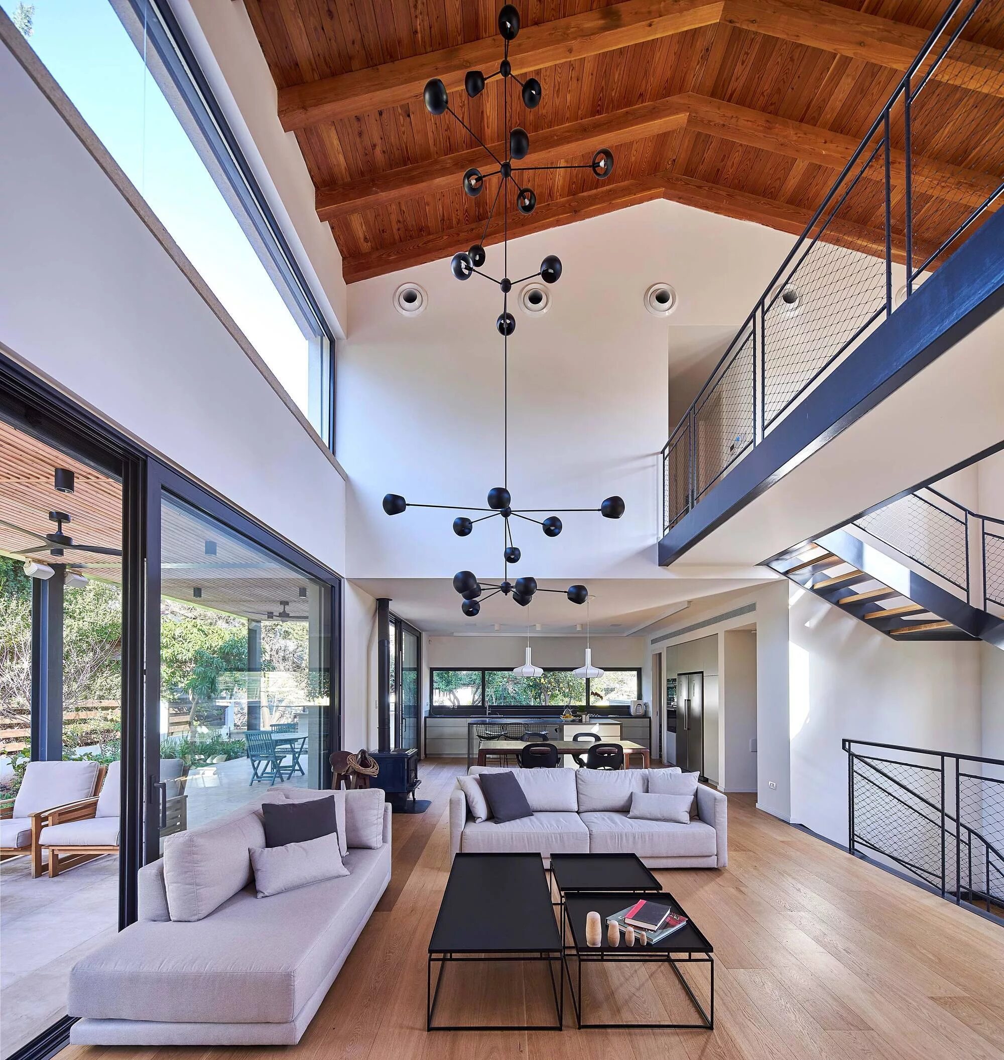 шанхай товер небоскреб. здание 10 метров высотой. здание 10 метров высотой. шанхай, китай. всемирный торговый центр в нью-йорке новый башня.