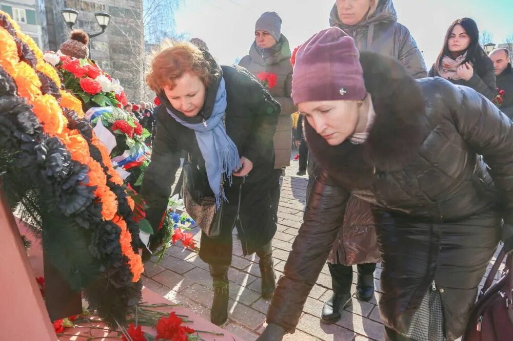 Памятник бойцам ОМОНА Сергиев Посад. Погибшим воинам посвящается.