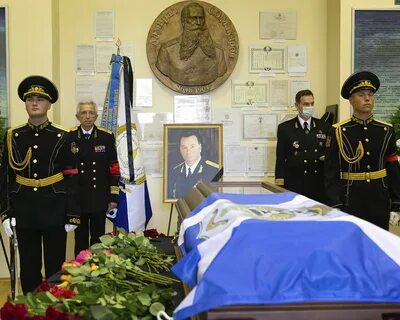 Адмирал какой год