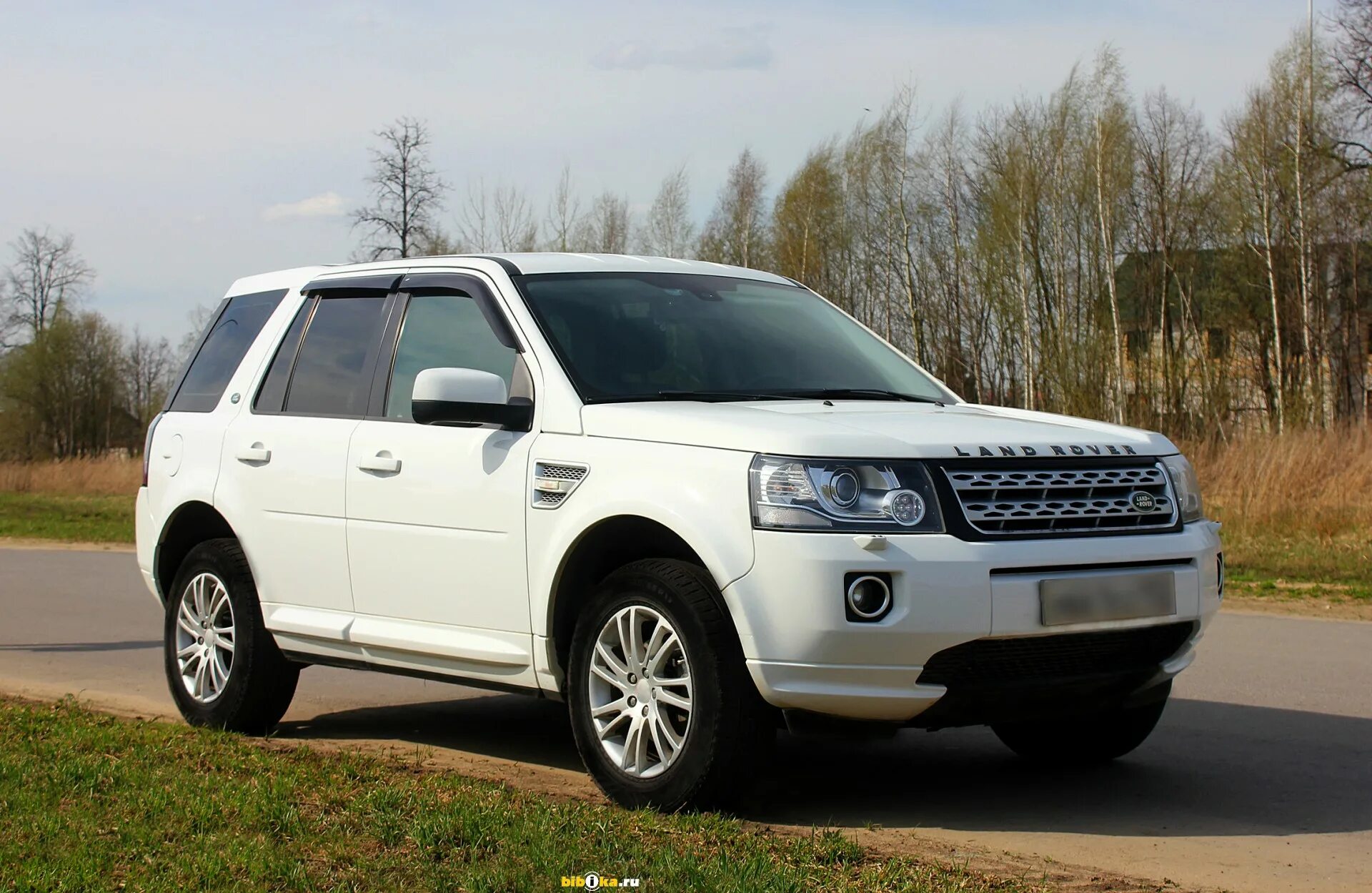 ленд ровер фрилендер 2013 года