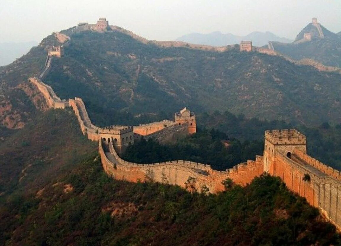 Китай Великая китайская стена. Великая китайская стена фото. Пекин китайская стена. Великая китайская стена в древнем Китае.