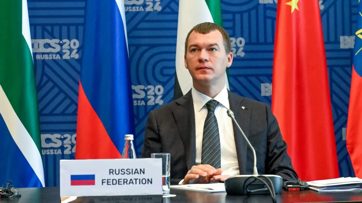 Михаил Дегтярёв, губернатор Хабаровского края - новый министр спорта РФ, биограф