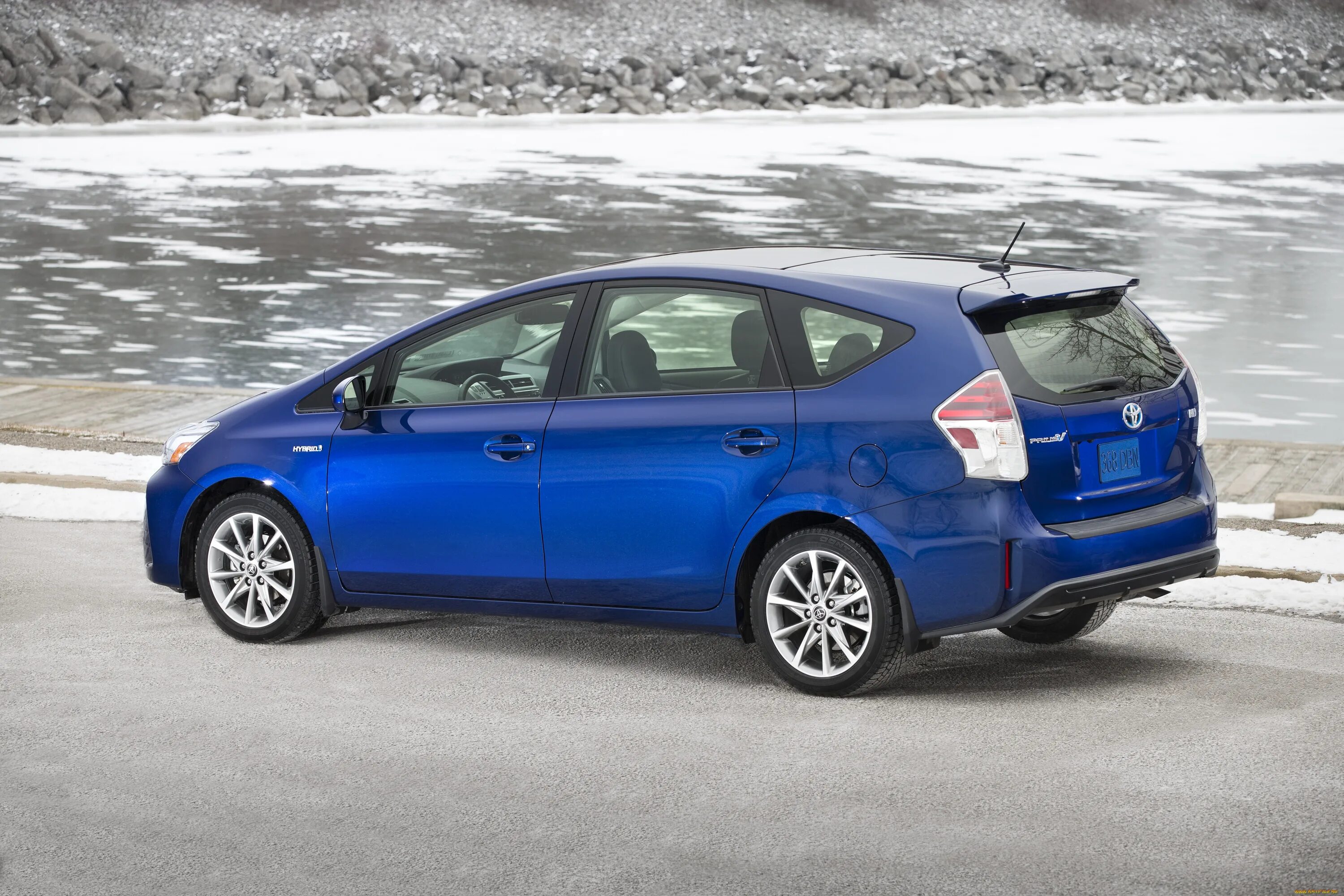 Приус 2015 года. Toyota Prius v. Toyota Prius v ( ) 2015. Toyota Prius v ( ) 2012. Toyota Prius v Blue.