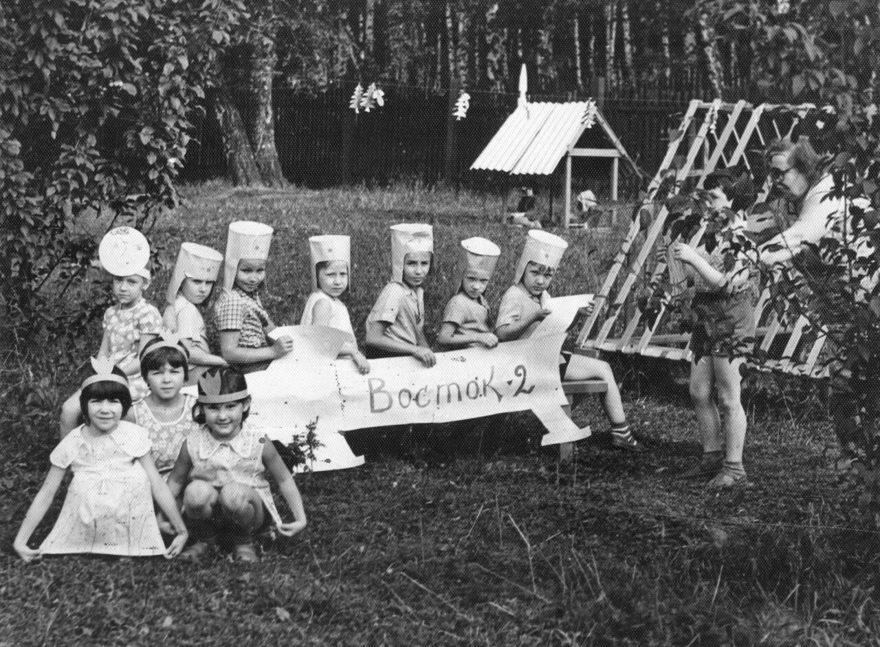 Детские фото история. Первые детские сады. первые детские сады в россии. детские сады 20 века. детский сад в прошлом.
