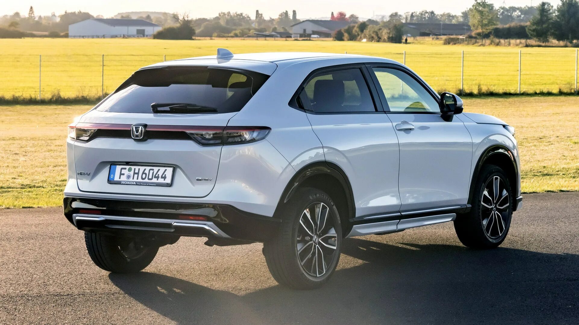 Хонда 2023 года. Honda HR-V 2023. Хонда HR-V 2023 новый. Honda кроссовер 2023. Honda HR V 2022 года.