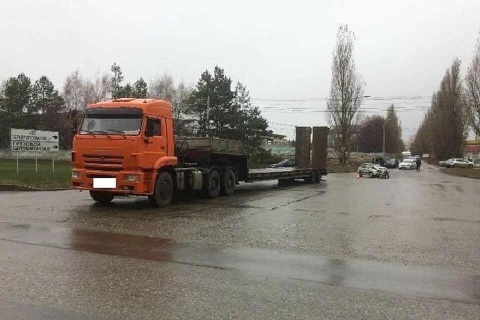 списанные камазы. работа на камазе ставрополь. ставропольский. камаз отвезет на работу. вахтовый камаз ржд воронеж.