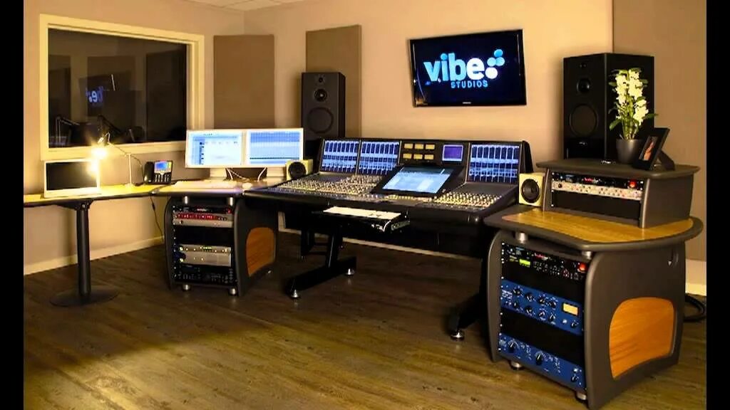 Мои аудио. Аудио студия. vibe studio. продакшн студия. рэковая продакшн студия.