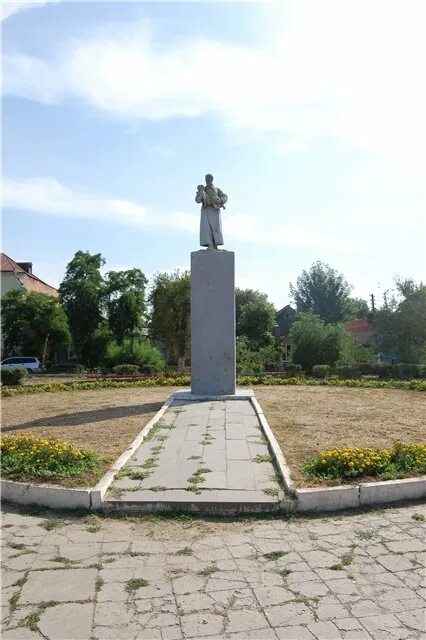 Астраханские казачки станица атаманская. Ансамбль астраханские казаки. Казачий бугор астрахань. Атаманская станица церковь. Астраханские казачки частное.