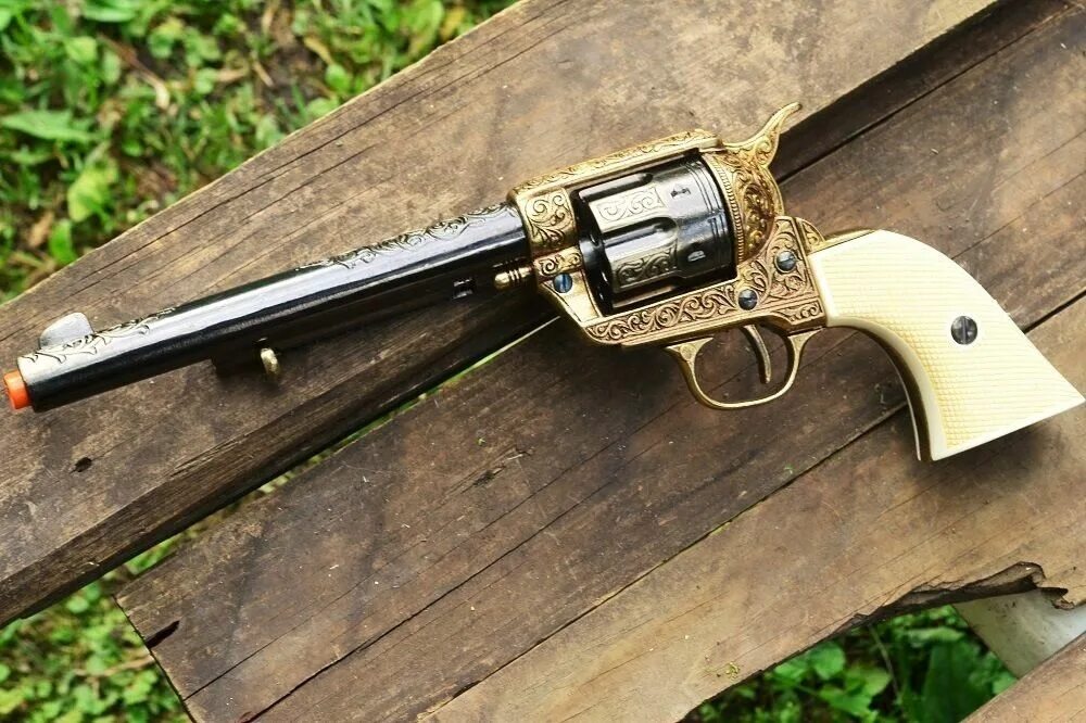 Single action army. Colt m1873 single action army. colt single action army m1873 хром. colt m1873 single action army 5.5 дюйма. colt single action army peacemaker.