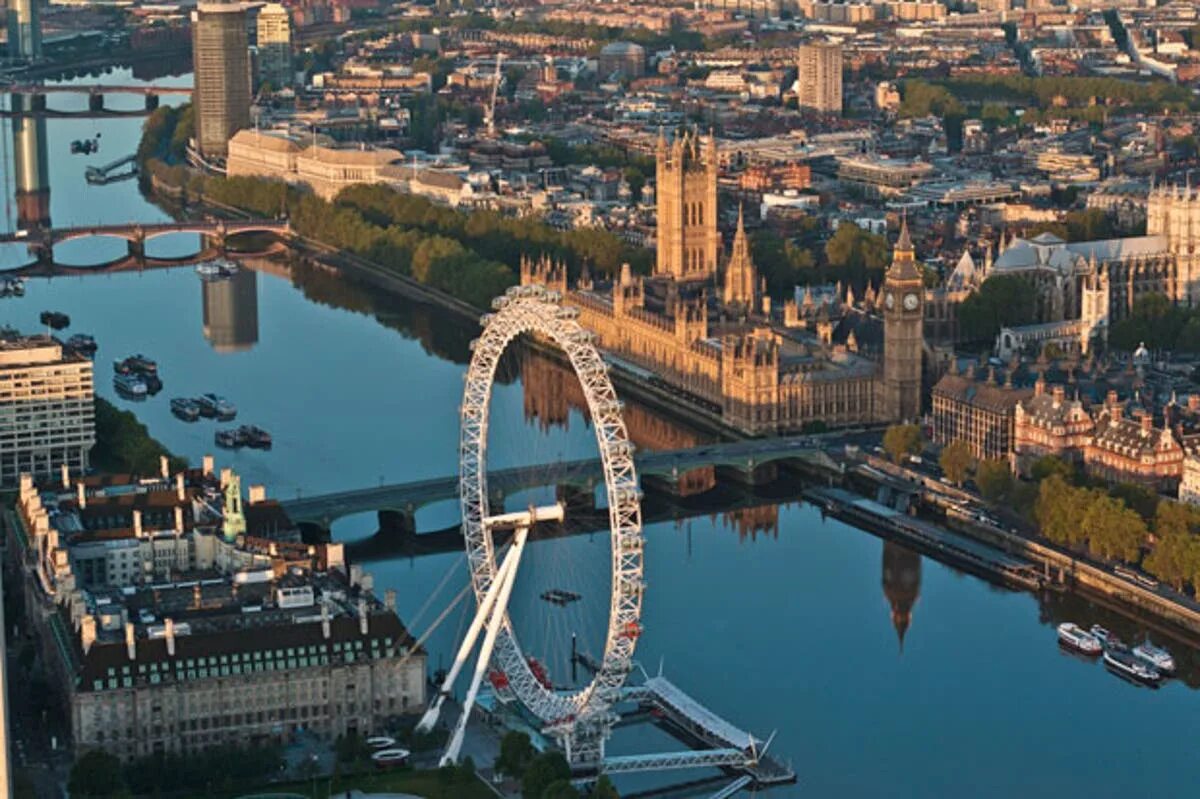 One of the london s. Вестминстер (Боро Лондона). Лондон Сити Вестминстер. Лондон город Темза 19 век. Достопримечательности Лондона на Темзе.