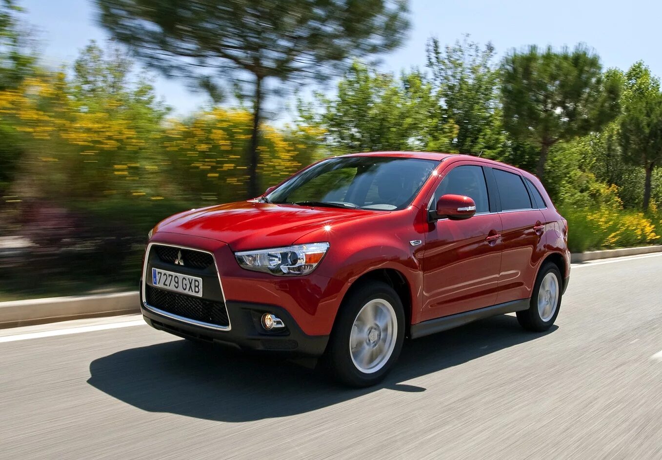 Mitsubishi asx. Митсубиси АСХ. Mitsubishi паркетник ASX. Митсубиси АМГ.