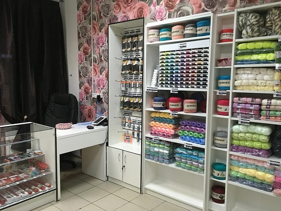 пряжа воровского. магазинчик пряжи. склад бобинной пряжи. пряжа на воровского челябинск. пряжа победы магазин.