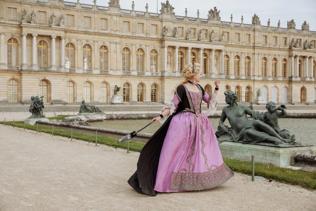 Versailles 400. Версаль Франция. Версальский бал. Версальская мода одежда Версальский дворец. Фотосессия в стиле Версаль.