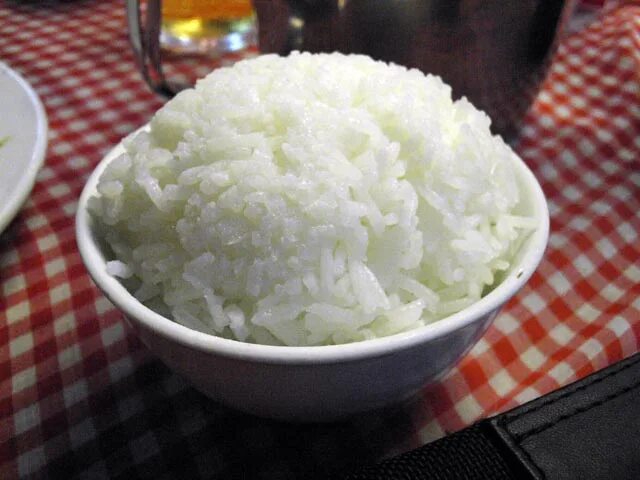 Какой рис в китае. Китайский рис. Китайский вареный рис. Китайская варка для риса. Вареный рис Китай.