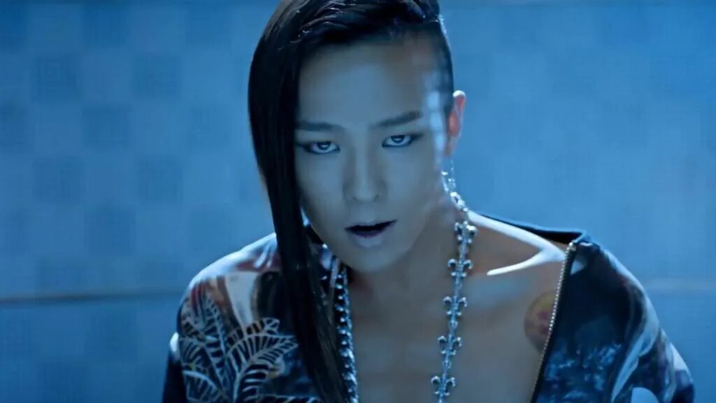 BIGBANG G-Dragon. G-Dragon Фантастик Бэйби. BIGBANG G-Dragon с челкой. BIGBANG fantastic Baby g Dragon.