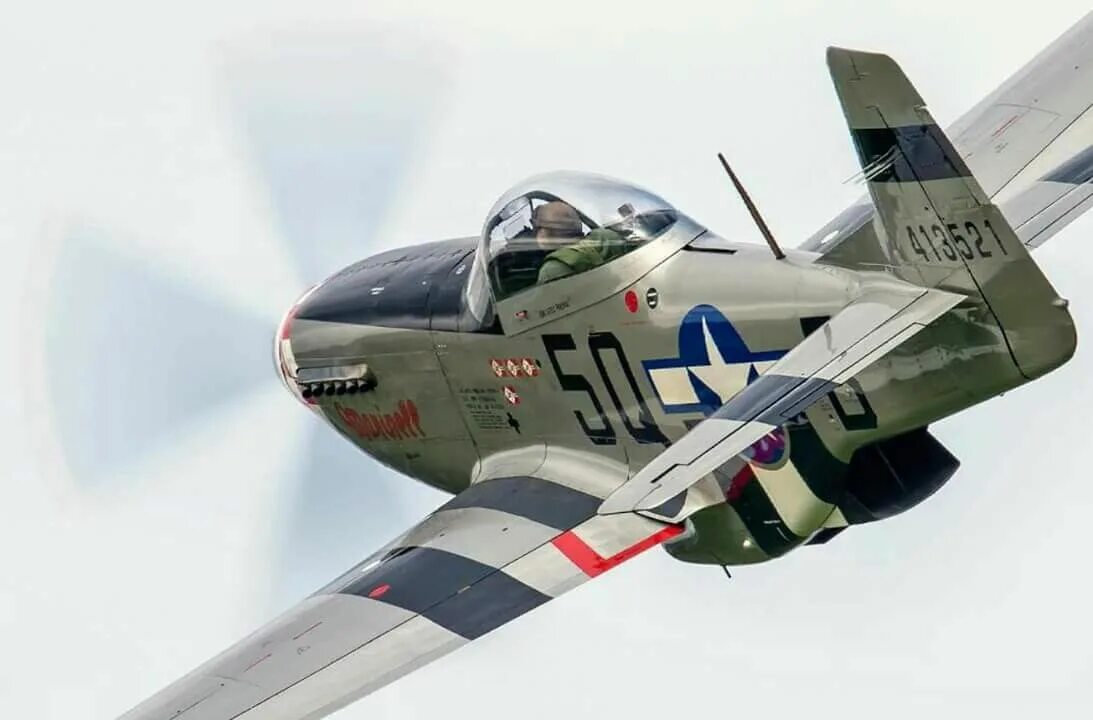 Р 51 истребитель. P-51d mustang. истребитель p-51d mustang. п-51 мустанг. north american p-51d mustang.