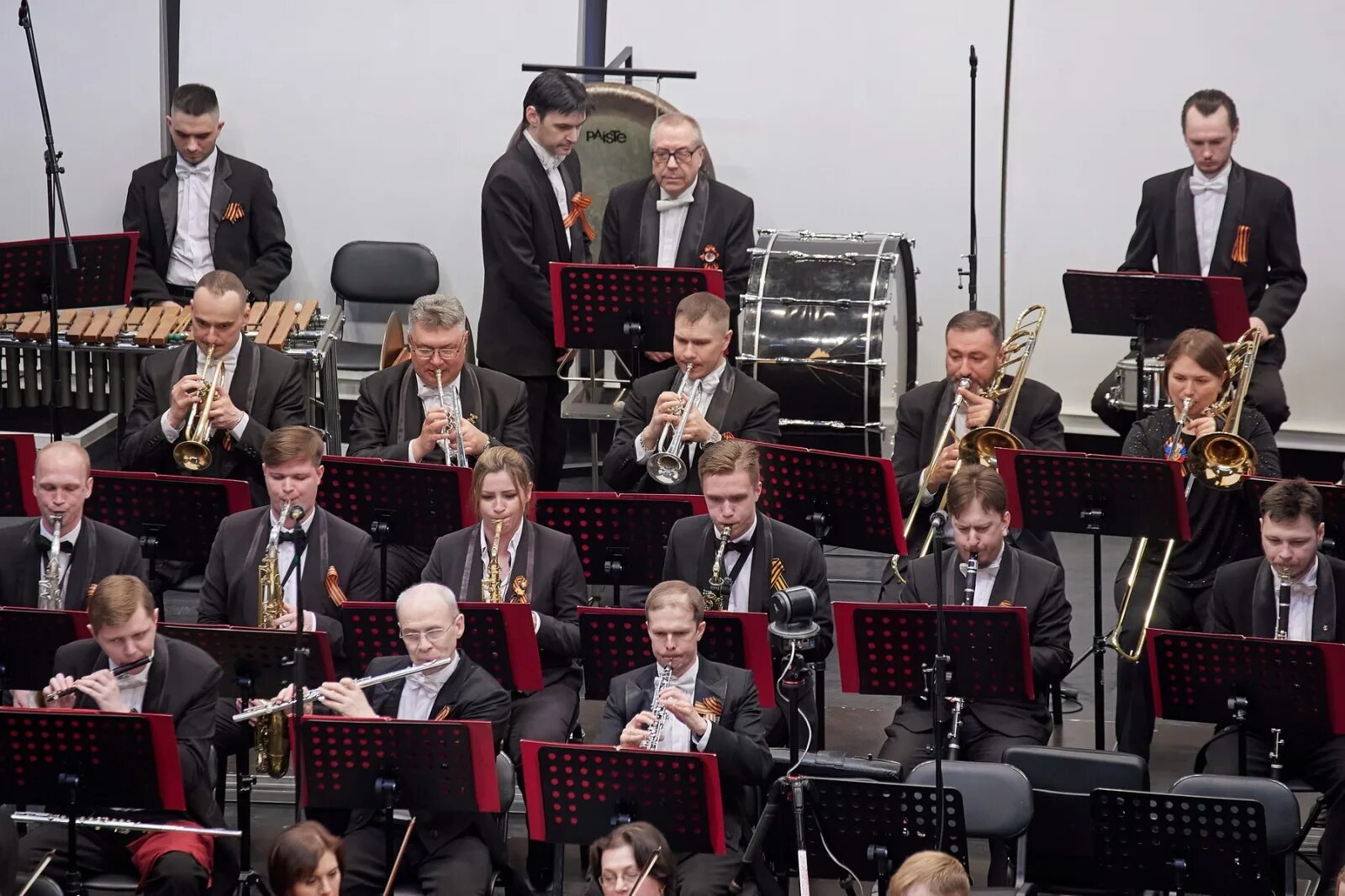 Симфонический оркестр урок. Орловский губернаторский симфонический оркестр. Конкурс в оркестр. Оркестр 4гцмп. Аверин филармония рязань.