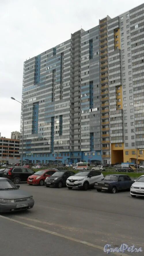 Купить 2-комнатную квартиру в ЖК UP-квартал Комендантский в Санкт-Петербурге от 