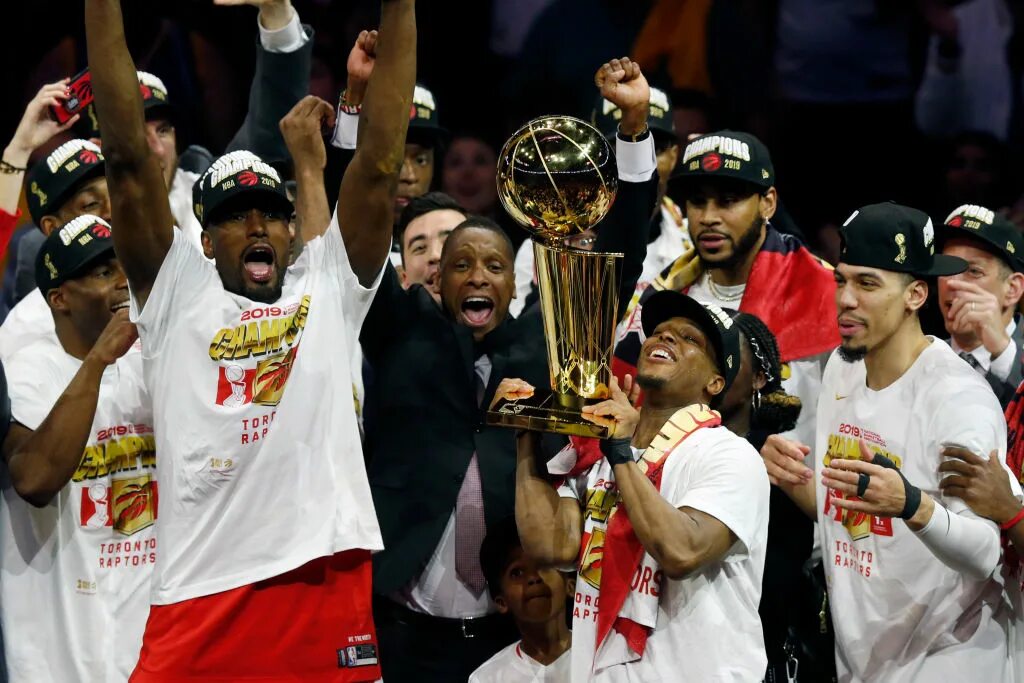 Победа в спорте картинки. Победа спорт радость. Kawhi leonard championship. Пбк цска 1999. Raptor 2019.