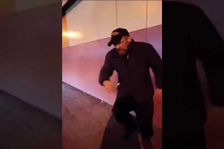 Плыли мы по морю ветер. Мамонтенок плывет по морю. Плыл я по морю ветер мачту рвал. Плыли мы по морю ветер мачты рвал капитан ремикс. Мамонтенок плывет по морю.