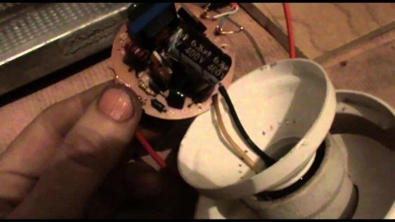 Перестали гореть люминесцентные лампы. Запуск лампы nakai45w. Лампы дневного света не горит. Лампы дневного света не горит. Подключить лампу дневного света.